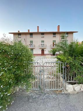 Butera Azienda Agricola in Vendita